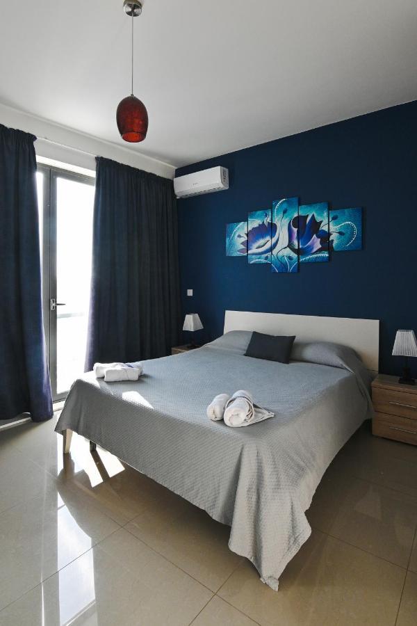 Anici Crt Penthouse 4 - With Private Rooftop Pool วิกตอเรีย ภายนอก รูปภาพ